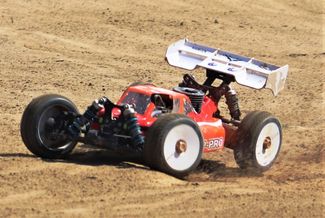 Hot August Showdown RC 1/8 Nitro Buggy 