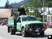Smokey Bear waves to the crowd. Photo by LibbyMT.com.