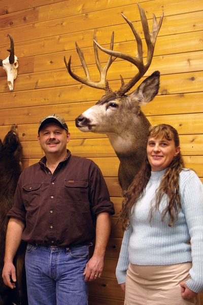 Mel and Ann Siefke . Photo by Kootenai Valley Record.
