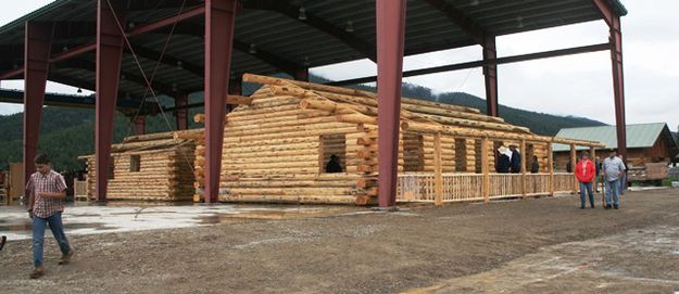 Log houses. Photo by LibbyMT.com.