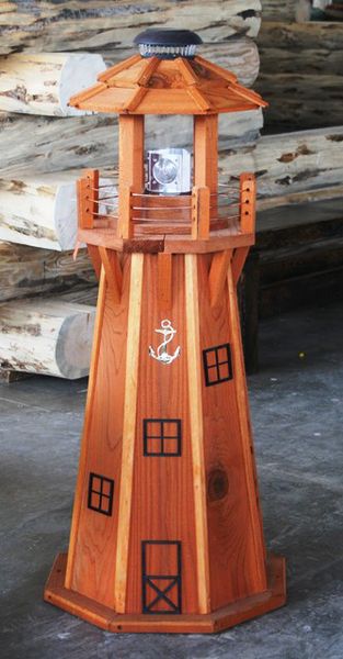 Nautical-themed lamp. Photo by LibbyMT.com.