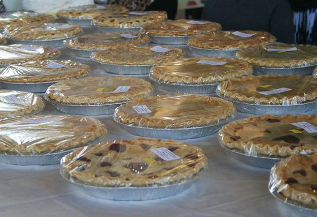 Pies for sale. Photo by LibbyMT.com.