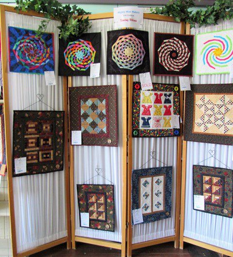 Mini quilts. Photo by LibbyMT.com.