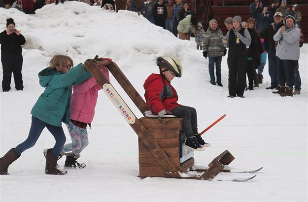 Here comes Yeti Racing. Photo by LibbyMT.com.