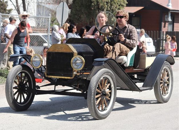 Vintage ride. Photo by LibbyMT.com.