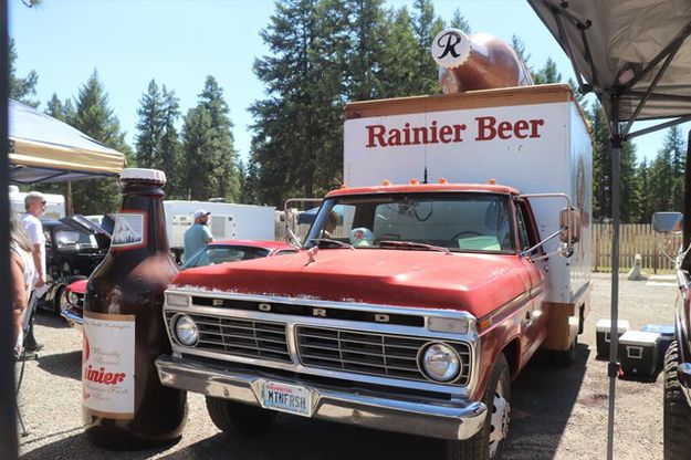 Rainier Beer . Photo by LibbyMT.com.