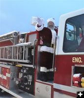 Santa arrives. Photo by LibbyMT.com.