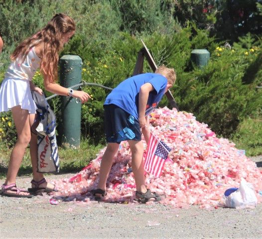 Another candy pile. Photo by LibbyMT.com.