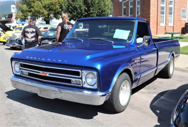 1967 Chevrolet C10. Photo by LibbyMT.com.