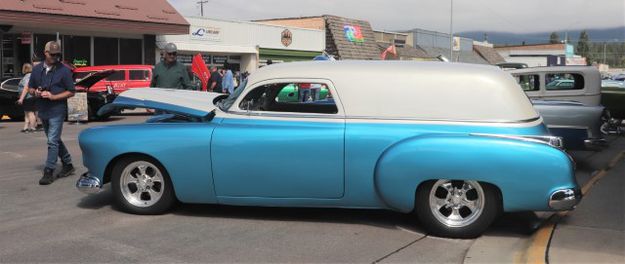 1950 Oldsmobile sedan delivery. Photo by LibbyMT.com.