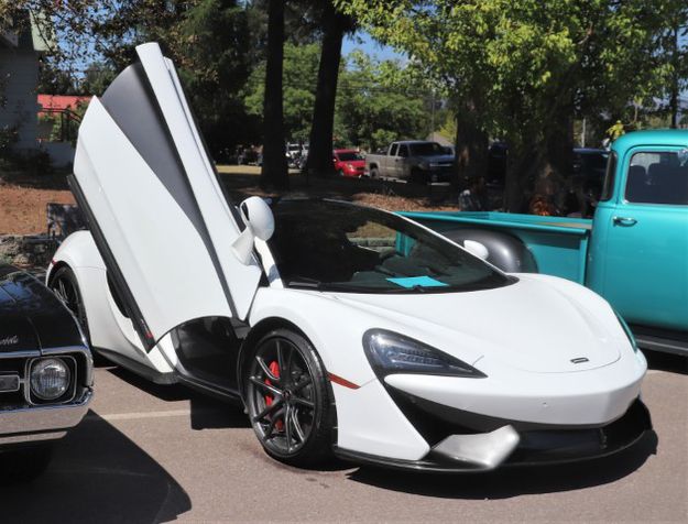 Wow! 2018 McLaren 570S. Photo by LibbyMT.com.