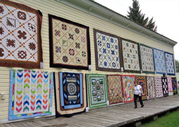 Quilts galore. Photo by LibbyMT.com.