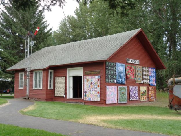 Old Rexford Depot. Photo by LibbyMT.com.