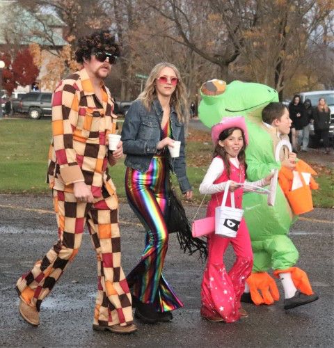 Headed to Trunk or Treat. Photo by LibbyMT.com.