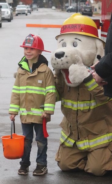 Future firefighter. Photo by LibbyMT.com.