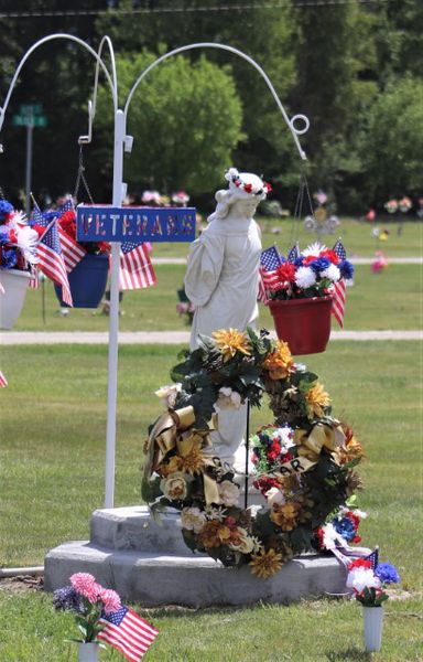 Memorial wreaths. Photo by LibbyMT.com.