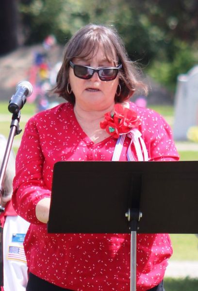 <center>Libby Mayor</center> <center>Peggy Williams</center>. Photo by LibbyMT.com.