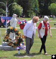 Gold Star mothers. Photo by LibbyMT.com.