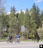 Libby Police Chief Ercanbrack on horseback. Photo by LibbyMT.com.