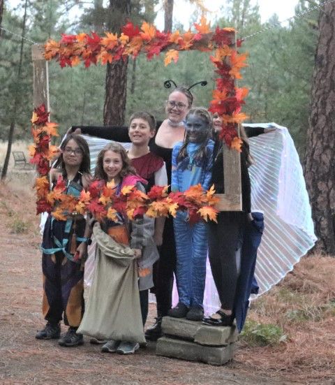 Photo op. Photo by LibbyMT.com.