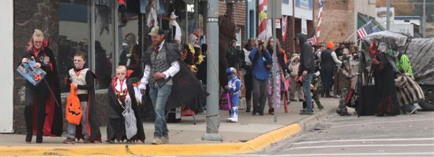 Busy afternoon. Photo by LibbyMT.com.