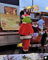 And here comes Santa!. Photo by LibbyMT.com.