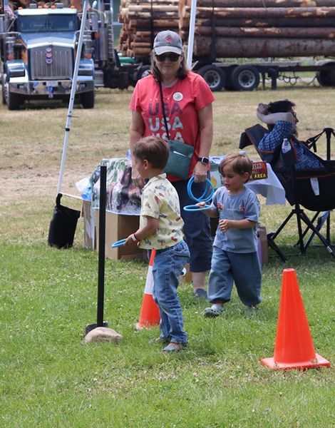 Card Clinic Kids Rally. Photo by LibbyMT.com.