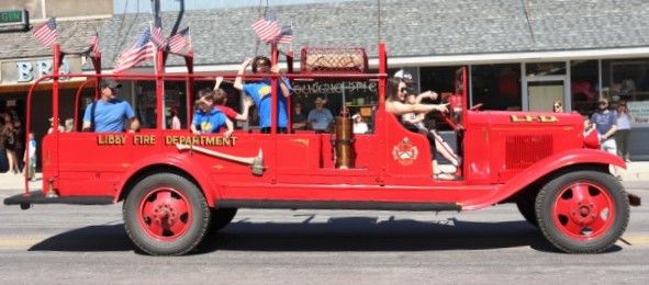 <center>Heritage Museum's</center> <center>vintage fire truck</center>. Photo by LibbyMT.com.