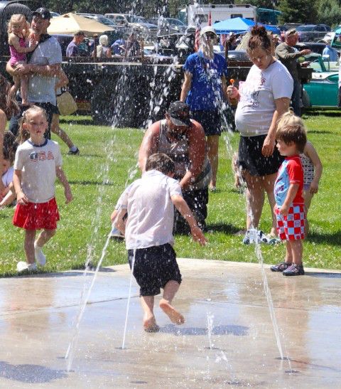 Splash pad fun. Photo by LibbyMT.com.
