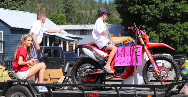 TVFD dirt bike raffle. Photo by LibbyMT.com.