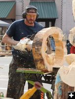 <center>Ryan Villiers'</center> <center>quick carve</center>. Photo by LibbyMT.com.