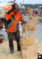 <center>George works on </center> <center>Sunday's quick carve</center>. Photo by LibbyMT.com.