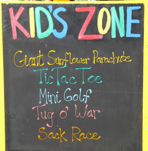 <center>The kids have activities</center> <center>of their own</center>. Photo by LibbyMT.com.