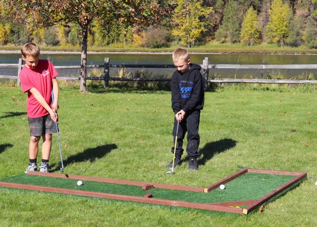 Mini golf . Photo by LibbyMT.com.