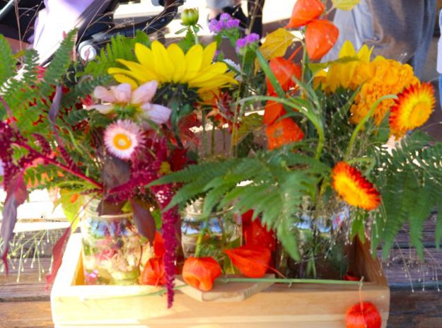 Table decoration. Photo by LibbyMT.com.