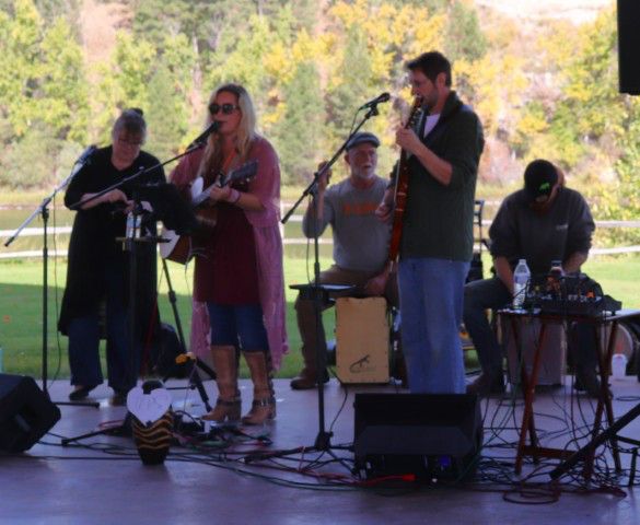 Bob Vignali and Friends. Photo by LibbyMT.com.
