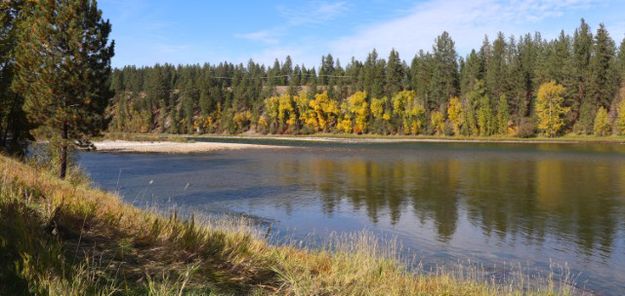 Along the Kootenai. Photo by LibbyMT.com.