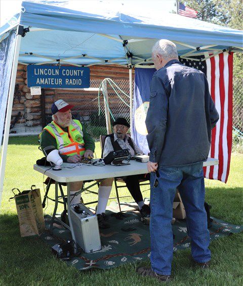 Amateur radio demonstration. Photo by LibbyMT.com.